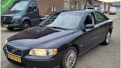 Zwart Gebruikt 2006 Volvo S60 Sedan | € 2.990 (Eerlijke prijs)
