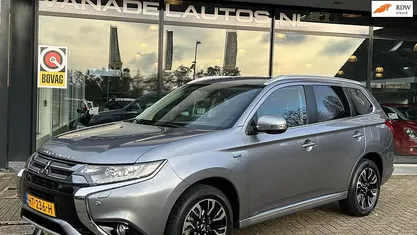 Gebruikt 2015 Mitsubishi Outlander P-HEV SUV | € 14.249 (Eerlijke prijs)