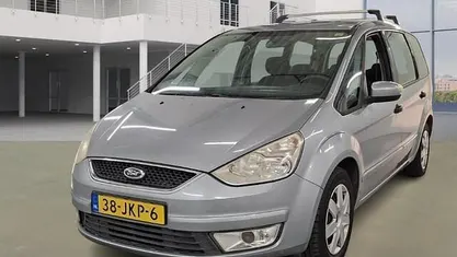 Grijs Occasion 2007 Ford Galaxy Trend MPV | € 2.750 (Eerlijke prijs)