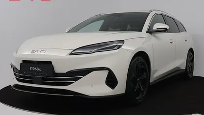 Beige Nieuw 2026 BYD Seal Comfort Stationwagen | € 42.110 (Eerlijke prijs)