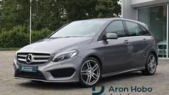 Grijs, metallic lak Gebruikt 2016 Mercedes B180 AMG MPV | € 16.950 (Eerlijke prijs)