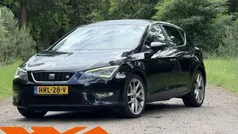 Zwart, metallic lak Gebruikt 2013 Seat Leon FR Hatchback | € 12.495 (Eerlijke prijs)