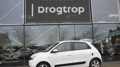 Wit Gebruikt 2021 Renault Twingo Collection Hatchback | € 12.320 (Eerlijke prijs)