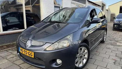 Grijs (metallic) Gebruikt 2007 Mitsubishi Grandis MPV | € 1.499 (Goede deal)