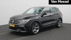 Zwart Gebruikt 2024 VW Tiguan Business SUV | € 49.400 (Eerlijke prijs)
