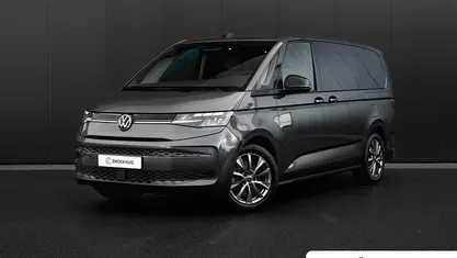 Grijs Occasion 2024 VW Multivan Life Van | € 50.445 (Eerlijke prijs)