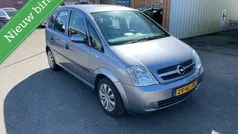Gebruikt 2003 Opel Meriva Cosmo MPV | € 899 (Eerlijke prijs)