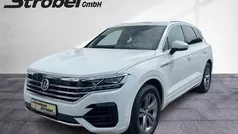 Wit Gebruikt 2020 VW Touareg Basis SUV | € 61.868 (Eerlijke prijs)