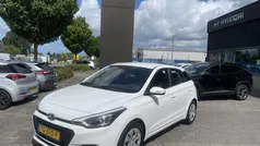 Polar white Gebruikt 2018 Hyundai i20 Comfort Hatchback | € 10.995 (Eerlijke prijs)