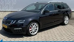 Zwart Gebruikt 2018 Skoda Octavia RS Stationwagen | € 24.500 (Eerlijke prijs)