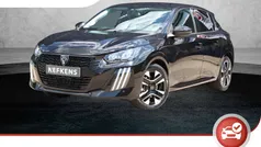 Zwart, metallic lak Gebruikt 2024 Peugeot 208 Allure Hatchback | € 25.425 (Eerlijke prijs)