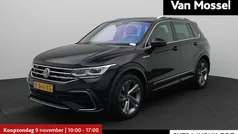 Zwart Gebruikt 2021 VW Tiguan Business+ SUV | € 31.900 (Eerlijke prijs)