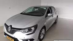 Grijs Gebruikt 2018 Renault Mégane IV LIMITED Hatchback | € 11.330 (Eerlijke prijs)