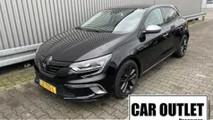 Zwart Gebruikt 2016 Renault Mégane GT Line Bose Edition Hatchback | € 8.750 (Eerlijke prijs)