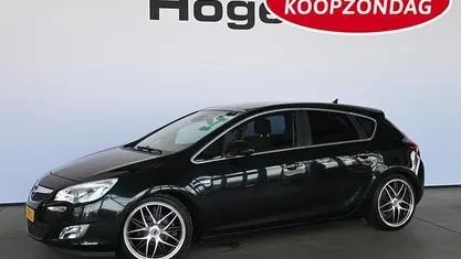 Occasion 2012 Opel Astra Cosmo Hatchback | € 5.440 (Eerlijke prijs)