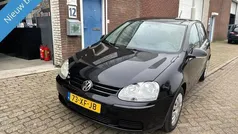 Zwart Gebruikt 2007 VW Golf V Hatchback | € 2.749 (Goede deal)