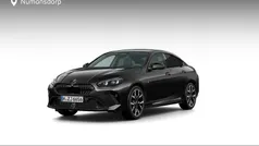 Zwart Nieuw 2025 BMW 220 M Sport Coupé | € 55.557 (Goede deal)