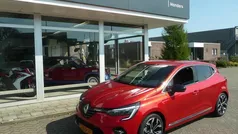 Gebruikt 2023 Renault Clio V Techno Hatchback | € 22.899 (Eerlijke prijs)