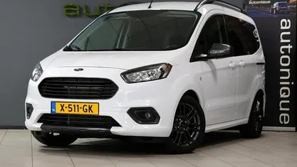 Occasion 2019 Ford Tourneo Courier Titanium MPV | € 11.895 (Eerlijke prijs)