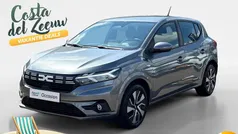 Gebruikt 2024 Dacia Sandero Expression Hatchback | € 18.935 (Eerlijke prijs)
