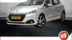 Grijs Gebruikt 2017 Peugeot 208 Allure Hatchback | € 9.825 (Eerlijke prijs)