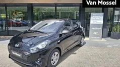 Zwart Nieuw 2025 Hyundai i10 Comfort Hatchback | € 20.895 (Eerlijke prijs)