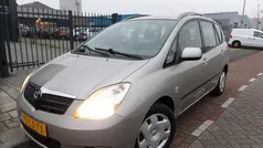 Grijs (metallic) Gebruikt 2003 Toyota Corolla Verso Terra MPV | € 3.249 (Eerlijke prijs)