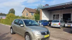 Gebruikt 2009 Dacia Sandero Lauréate Hatchback | € 1.199 (Eerlijke prijs)