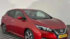 Rood Gebruikt 2020 Nissan Leaf 360º Hatchback | € 12.900 (Goede deal)