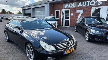 Zwart Gebruikt 2007 Mercedes CLS350 Sedan | € 8.950 (Eerlijke prijs)