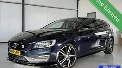 Blauw Gebruikt 2017 Volvo V60 Stationwagen | € 12.250 (Eerlijke prijs)