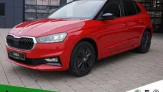 Rood Gebruikt 2022 Skoda Fabia Ambition Sedan | € 24.809 (Eerlijke prijs)