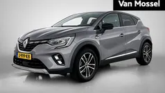 Grijs Gebruikt 2020 Renault Captur Intens SUV | € 18.900 (Eerlijke prijs)