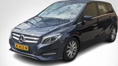 Blauw Gebruikt 2018 Mercedes B180 Business MPV | € 20.900 (Eerlijke prijs)