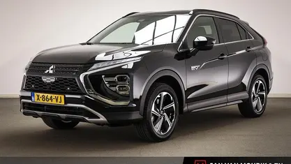 Zwart Gebruikt 2024 Mitsubishi Eclipse Cross Intense+ SUV | € 26.595 (Goede deal)