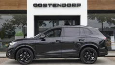 Zwart, metallic lak Nieuw 2025 VW Tiguan R-line SUV | € 59.900 (Goede deal)