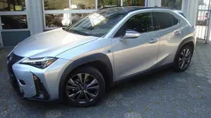 Grijs Gebruikt 2023 Lexus UX 250h Sport Design Packet SUV | € 39.900 (Eerlijke prijs)