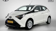 Gebruikt 2021 Toyota Aygo X-play Hatchback | € 11.945 (Eerlijke prijs)