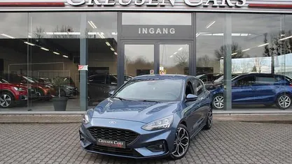 Blauw Occasion 2019 Ford Focus Business Edition Hatchback | € 11.950 (Eerlijke prijs)