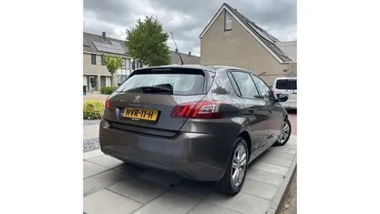Grijs Gebruikt 2014 Peugeot 308 Hatchback | € 5.000 (Eerlijke prijs)