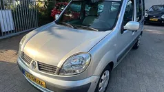 Gebruikt 2006 Renault Kangoo Expression MPV | € 2.499 (Eerlijke prijs)