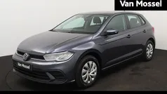 Grijs, metallic lak Gebruikt 2024 VW Polo Hatchback | € 19.845 (Eerlijke prijs)