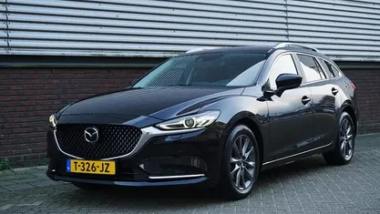 Zwart Gebruikt 2023 Mazda 6 Stationwagen | € 30.950 (Goede deal)
