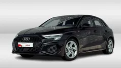 Zwart Gebruikt 2024 Audi A3 Sportback Hatchback | € 34.950 (Eerlijke prijs)