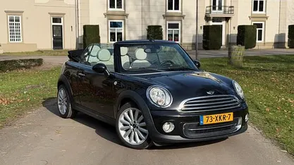 Occasion Mini Cooper Cabriolet Chili 123 PK (90 kW) 2012 Zwart Cabriolet