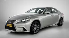 Grijs Gebruikt 2015 Lexus IS300h Sport Line Sedan | € 20.450 (Eerlijke prijs)