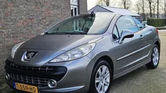 Grijs Gebruikt 2008 Peugeot 207 CC Cabriolet | € 2.499 (Eerlijke prijs)
