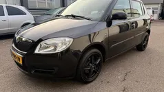 Zwart Gebruikt 2009 Skoda Fabia Drive Hatchback | € 3.750 (Eerlijke prijs)