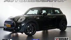 Gebruikt 2017 Mini John Cooper Works Hatchback | € 18.950 (Eerlijke prijs)
