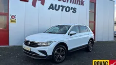 Wit Gebruikt 2021 VW Tiguan Business+ SUV | € 28.750 (Super prijs)